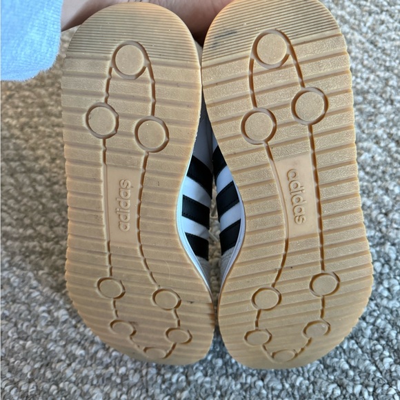 Adidas sneakers - Picture 7 of 8